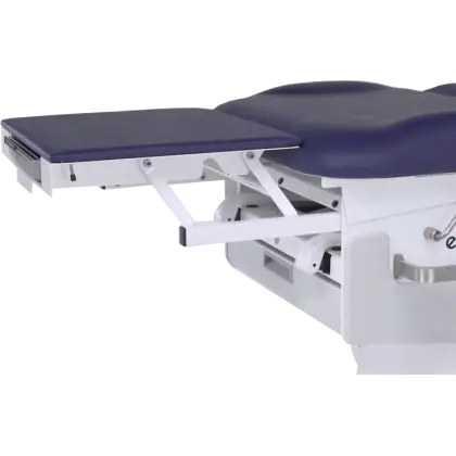 Repose-jambes relevable affleurant