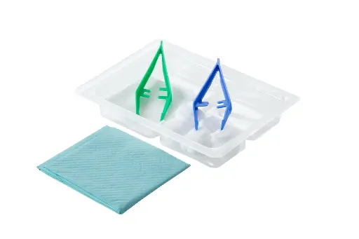 [480036] Set à pansement : 1 Champ + 2 Pinces + 5 Compresses + 5 Tampons (x84)